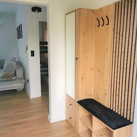 Apartment Secret House *